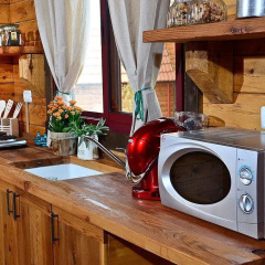 Yagorov Chalet thumbnail 9