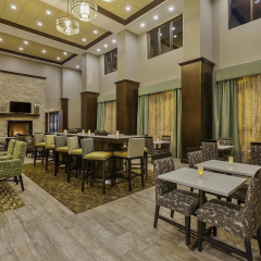 Hampton Inn & Suites Bend thumbnail 21