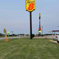 Super 8 by Wyndham Mendota I-39 thumbnail 16