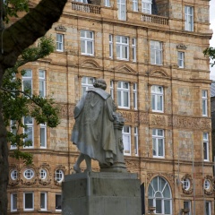 Victory House Leicester Square - Bild 1