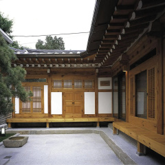 Xiwoo Hanok Guesthouse thumbnail 38