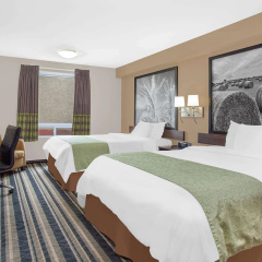 Super 8 by Wyndham Brandon MB thumbnail 5