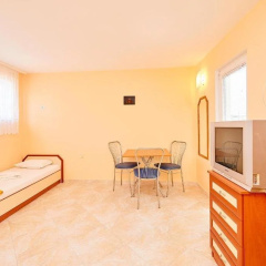Guest House Nadin thumbnail 14