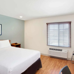WoodSpring Suites Lafayette thumbnail 5