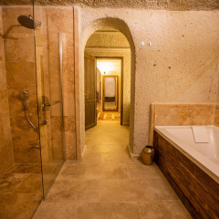 Nino Cave Suites - Bild 18