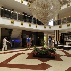 First Class Hotel - Bild 22