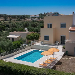 Yanni's villas thumbnail 19