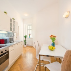 Old town square premium apartments - Bild 16