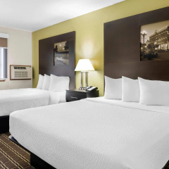 Super 8 by Wyndham La Crosse thumbnail 8
