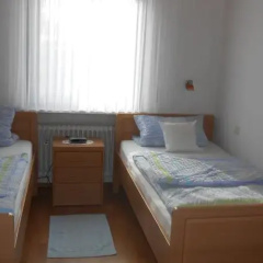 Guest House Pomerlan thumbnail 3