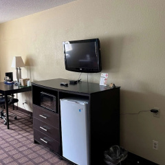 Fairview Inn & Suites thumbnail 10