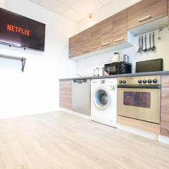 Tolstov-Hotels Airport 3 Room City Apt. - Bild 19