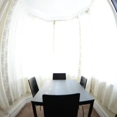 The Beehive thumbnail 11
