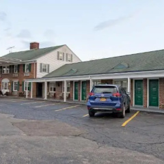Colonial Inn Seekonk
