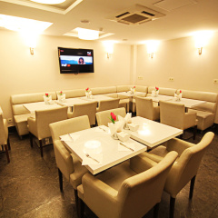 Aristocrat Hotel - Bild 17