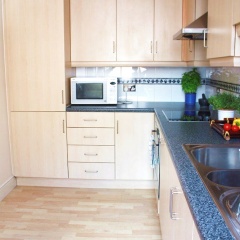 Urban Stay Astral House Apartments - Bild 13