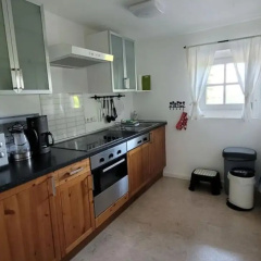 Apartment on the Mountain Slope With Balcony - Bild 12