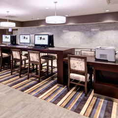 Hampton Inn Chicago Downtown/Magnificent Mile thumbnail 3