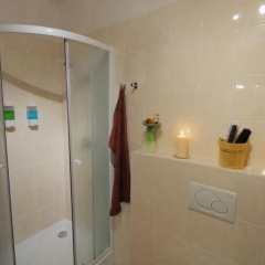 Cozy Studio with free parking - Bild 6
