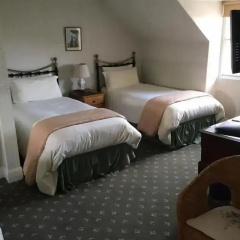The Pines Guesthouse thumbnail 9