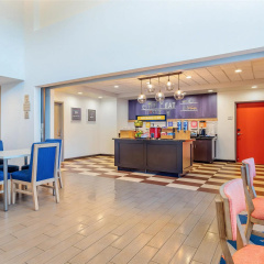 Hampton Inn & Suites Parkersburg Downtown thumbnail 45