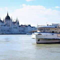 Grand Jules Boat Hotel Budapest - Bild 1