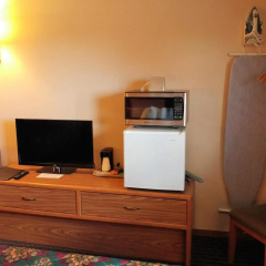 Red Carpet Inn thumbnail 6