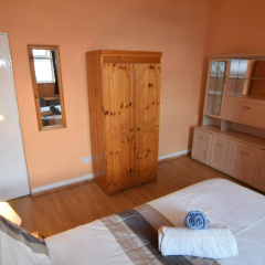 Manu's Guesthouse thumbnail 2