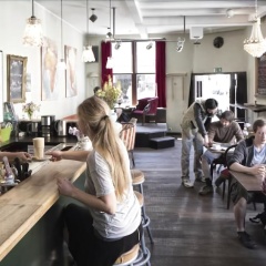 Weltempfänger Hostel - Bild 14