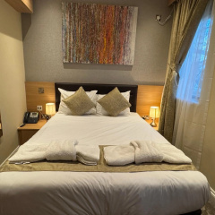 Shoreditch Inn thumbnail 2