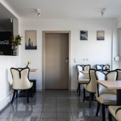 Hotel 83 - Bild 12