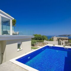 Отель Stunning Villa With Swimming Pool in Umag Хорватия, Лора - отзывы, цены и фото номеров - забронировать отель Stunning Villa With Swimming Pool in Umag онлайн фото 23