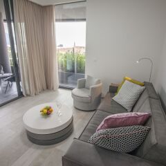 Отель Royal Gardens Paradise Черногория, Будва - отзывы, цены и фото номеров - забронировать отель Royal Gardens Paradise онлайн комната для гостей фото 3