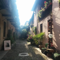 Charming Navigli thumbnail 1