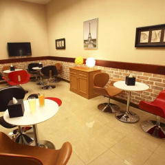 The South China Hotel thumbnail 2