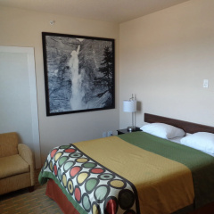 High Point Inn & Suites Peace River thumbnail 5
