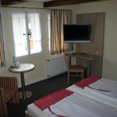 Hotel-Restaurant Zum Schloss - Bild 2