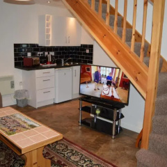 Worship Farm accommodation thumbnail 14