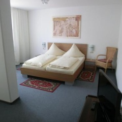 Donauhotel Bed - Breakfast - Bild 6