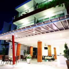 One World One Home Naiharn Hotel - Bild 28