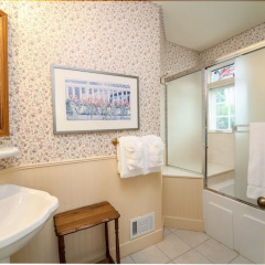 Yelton Manor Bed & Breakfast thumbnail 9