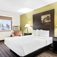 Super 8 by Wyndham La Crosse thumbnail 48