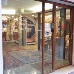 Hotel Ambassador Tre Rose - Bild 1