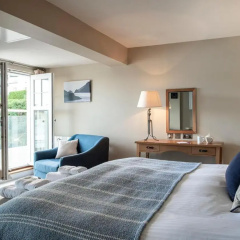 South Sands Hotel thumbnail 6