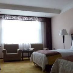 Wutaishan Golden Hills Hotel thumbnail 1