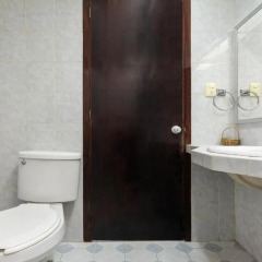 Oyo Hotel Casa Blanca 5