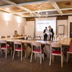 Alter Wirt GmbH in Grünwald - Bild 15
