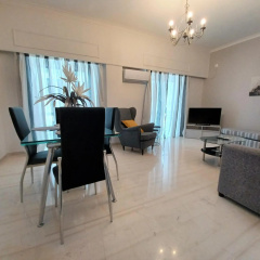 Chic Apartment Marina Zeas - Bild 1