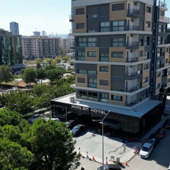 Marlen Hotel Bayrakli - Bild 1