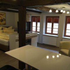 Apartments anno 1560 - Bild 2